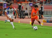 曼联在亚冠比赛中惊险击败对手！