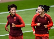 包含女足备战亚洲杯，全队备战士气高昂斗志昂扬的词条