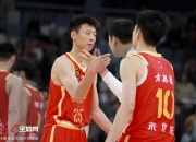 关于浙江男篮在比赛中展现出团队力量，获得胜利的信息